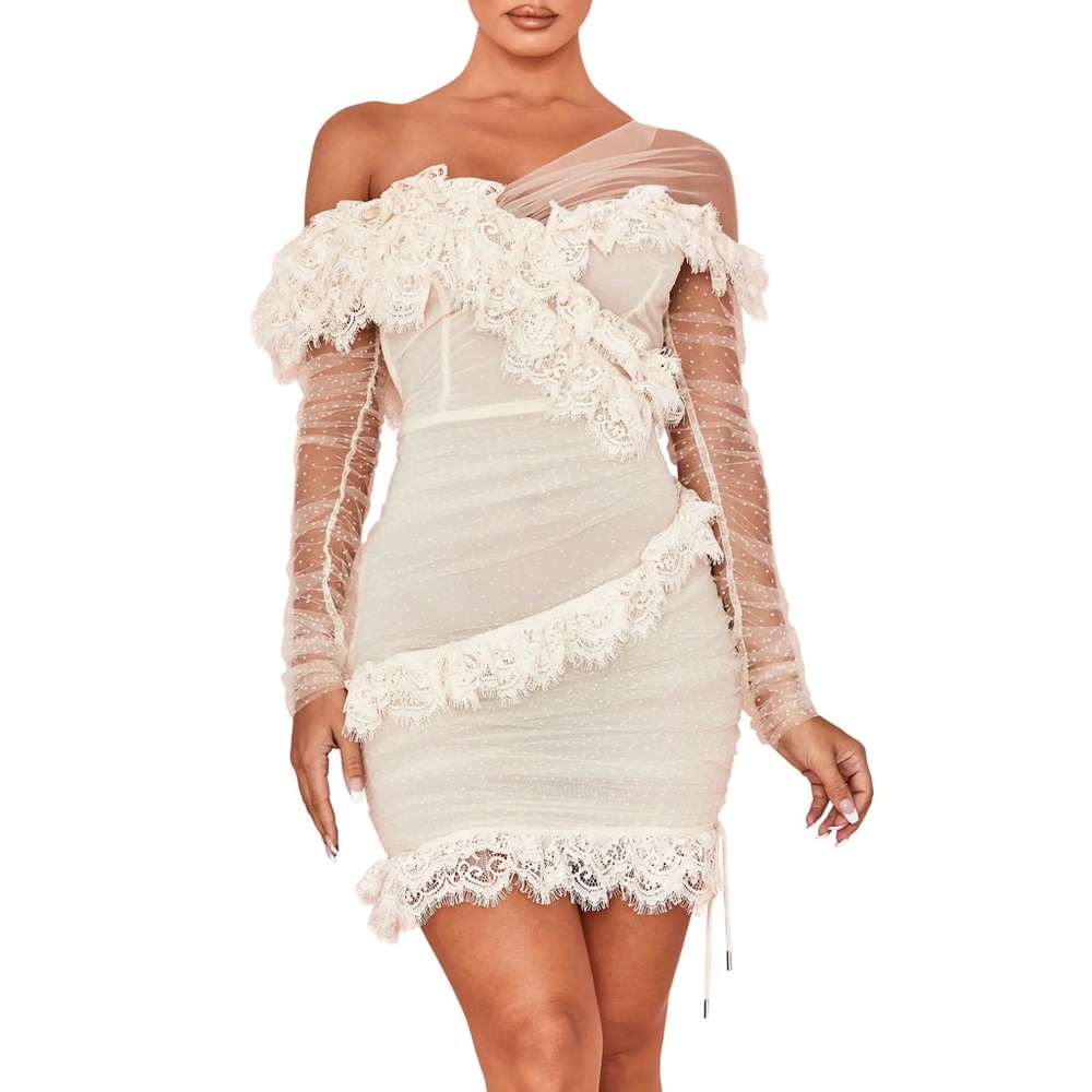 Beautiful house of cb sorrel dress!